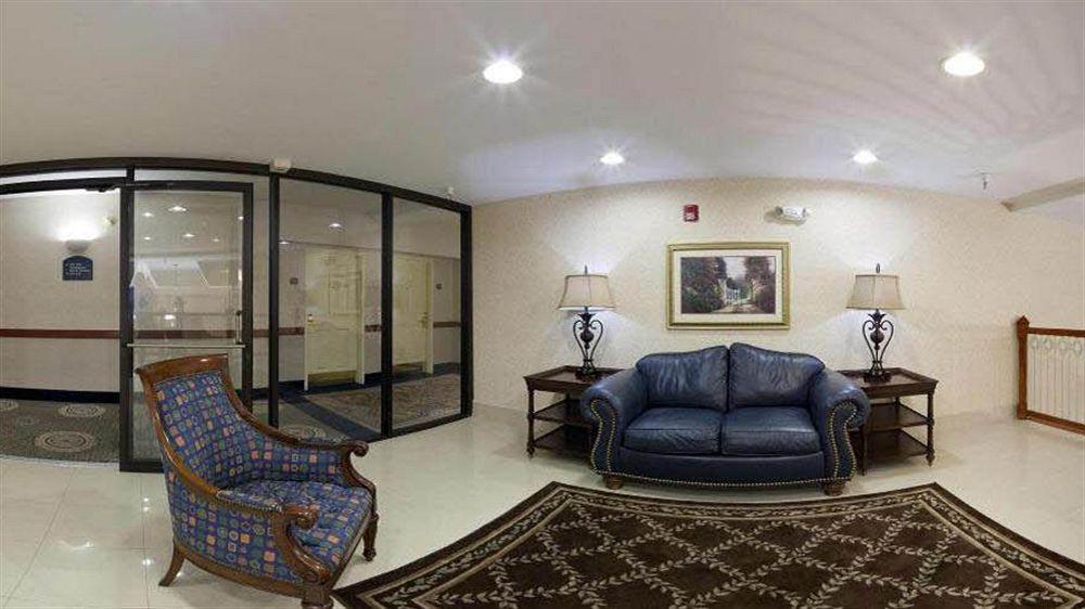 Savannah Gateway & Hotel