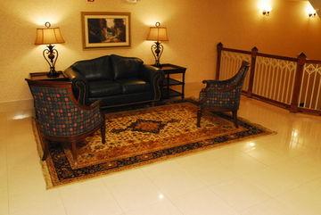 Hotel Savannah Gateway &