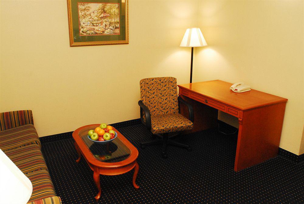 Savannah Gateway & 3* Georgetown