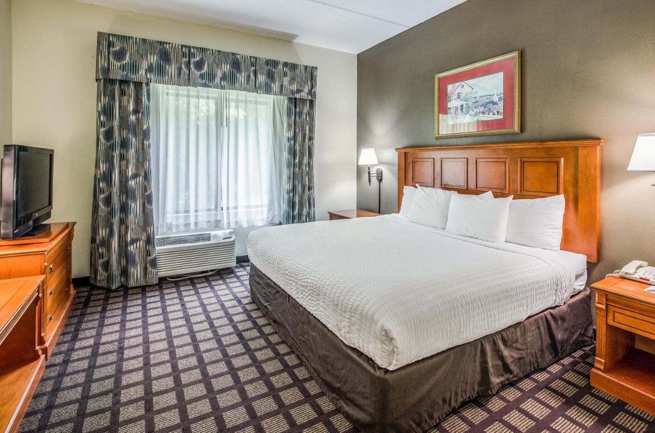 Savannah Gateway & Hotel